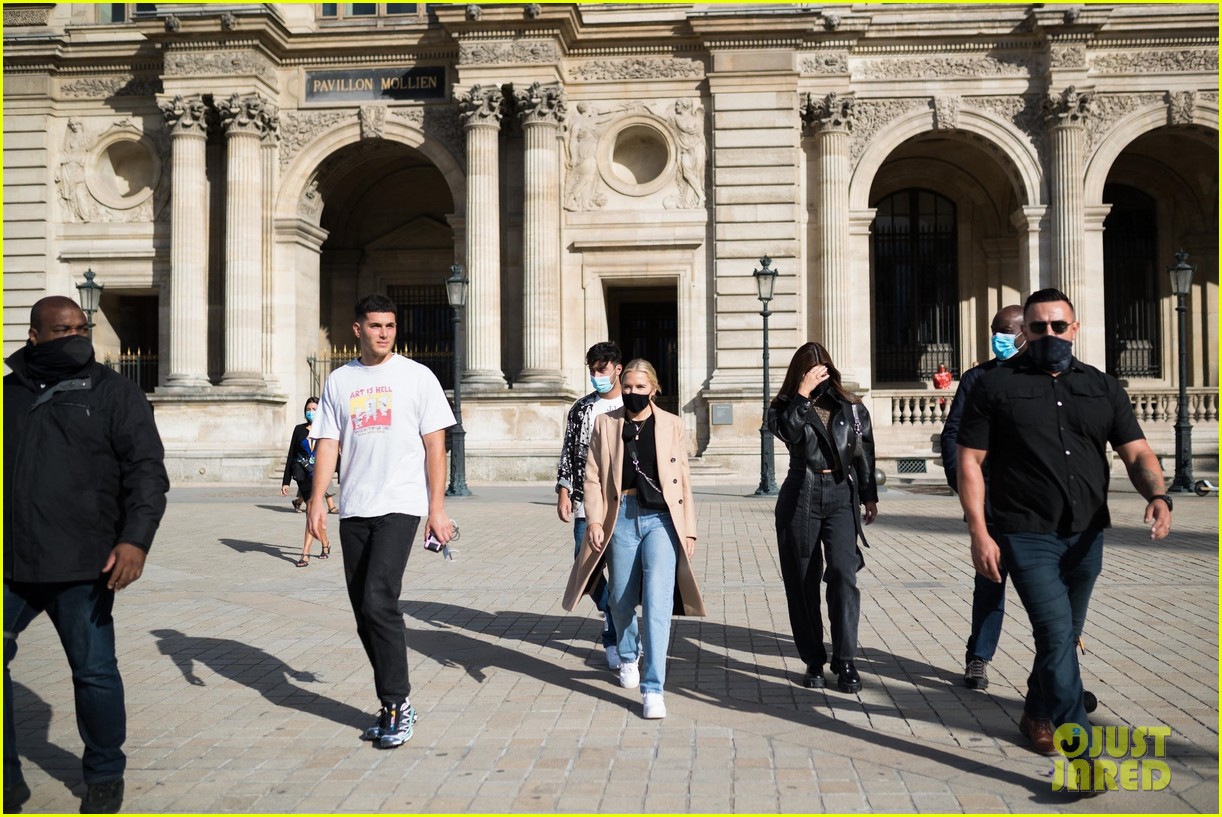 kylie jenner visits the louvre with fai khadra friends 50