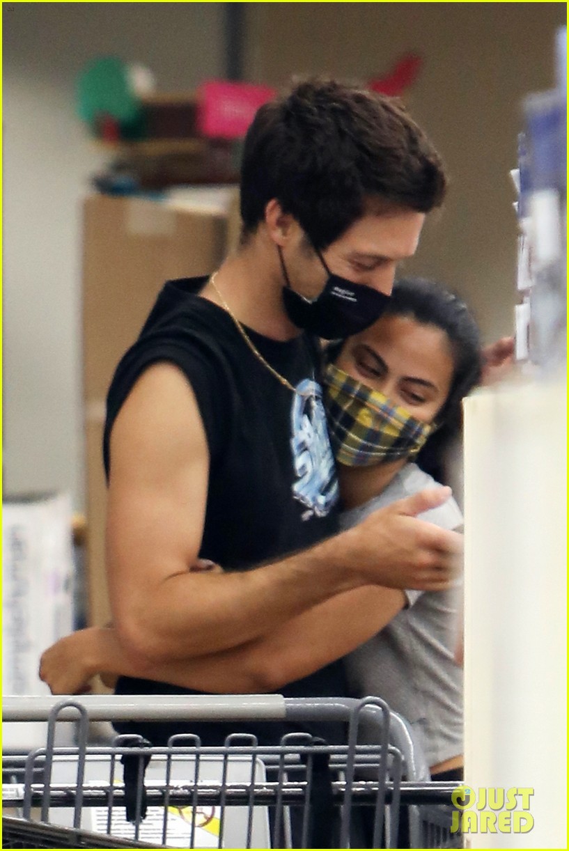 camila mendes sweet embrace with boyfriend grayson vaughan 04