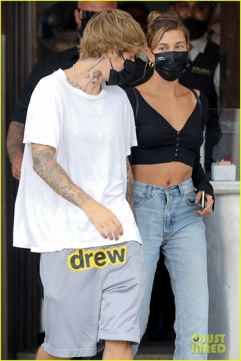 justin bieber new tattoo out for lunch with hailey bieber 02