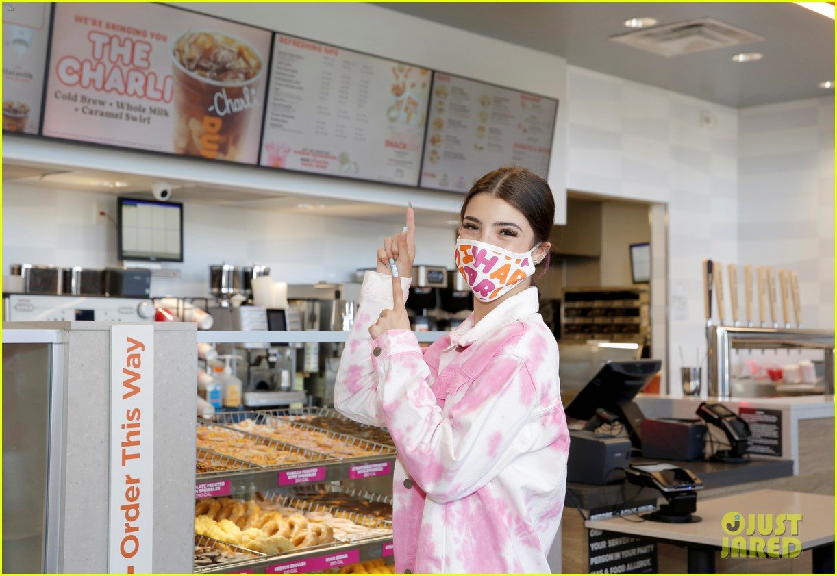 charli damelio gets her own dunkin donuts drink the charli 05