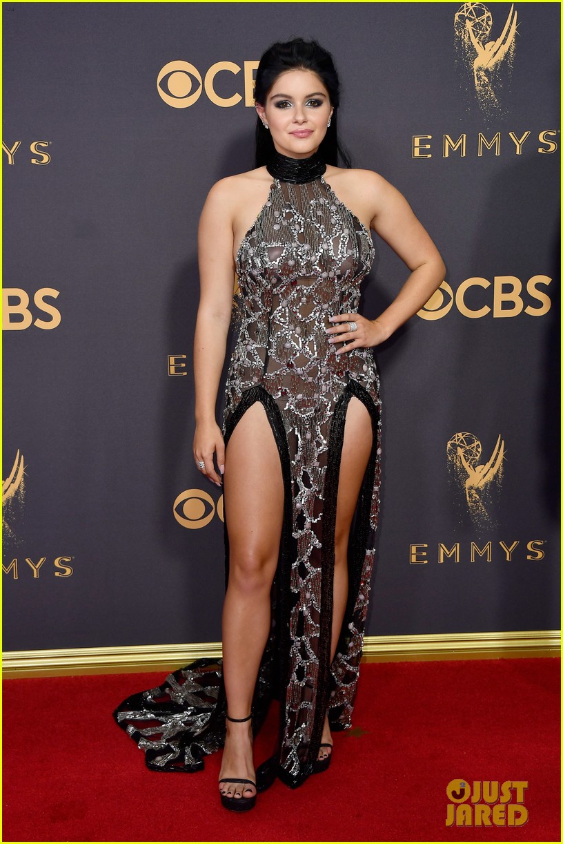 emmys red carpet fashion look at celebs past outfits 38