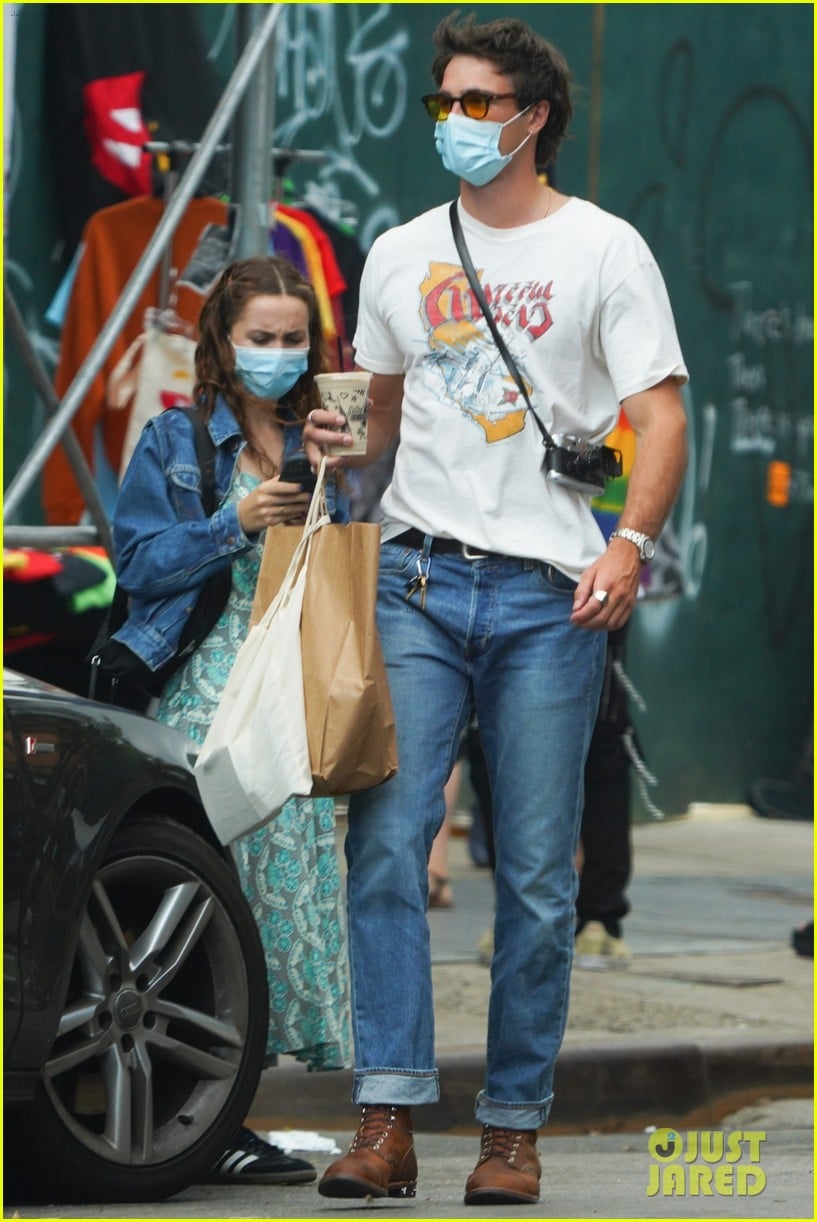 jacob elordi hangs out with euphoria costar maude apatow in nyc 01