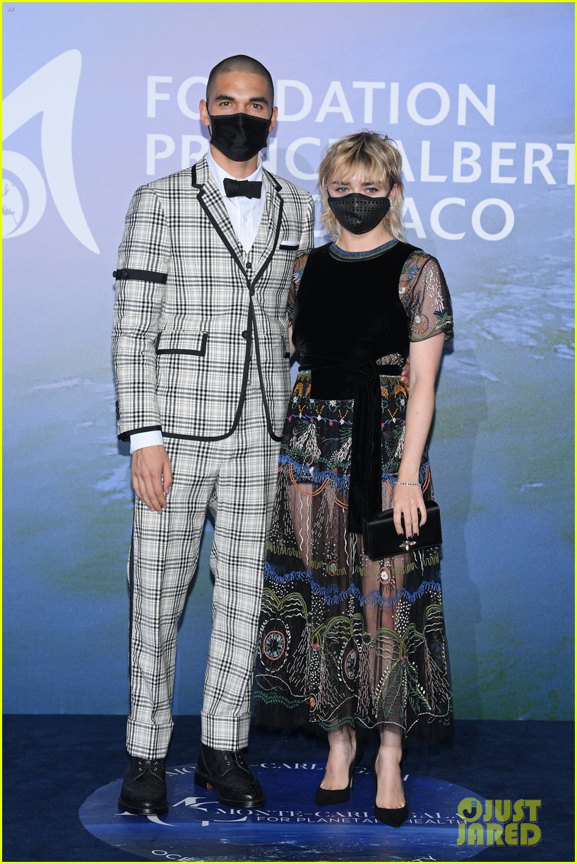 maisie williams ruben selby mask up for planetary health gala 13