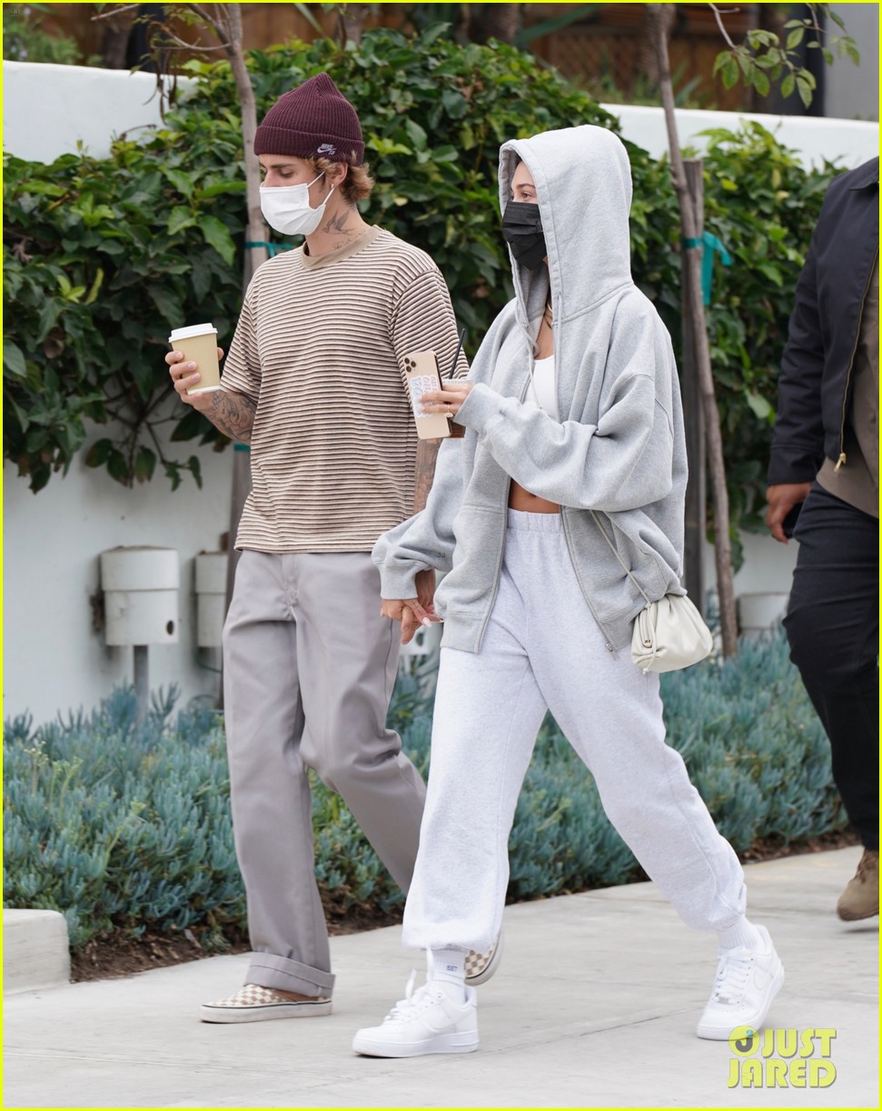 justin bieber hailey head out for lunch in santa barbara 03