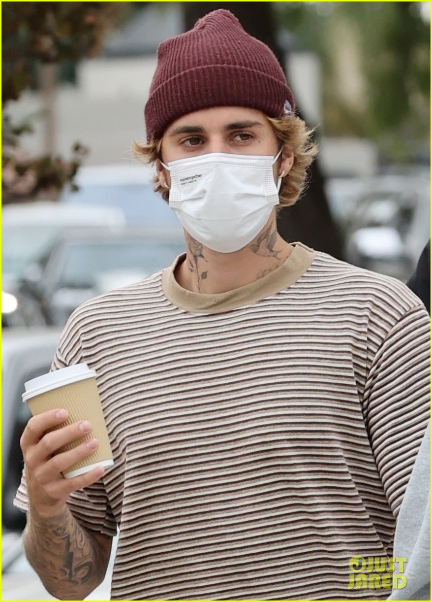 justin bieber hailey head out for lunch in santa barbara 04