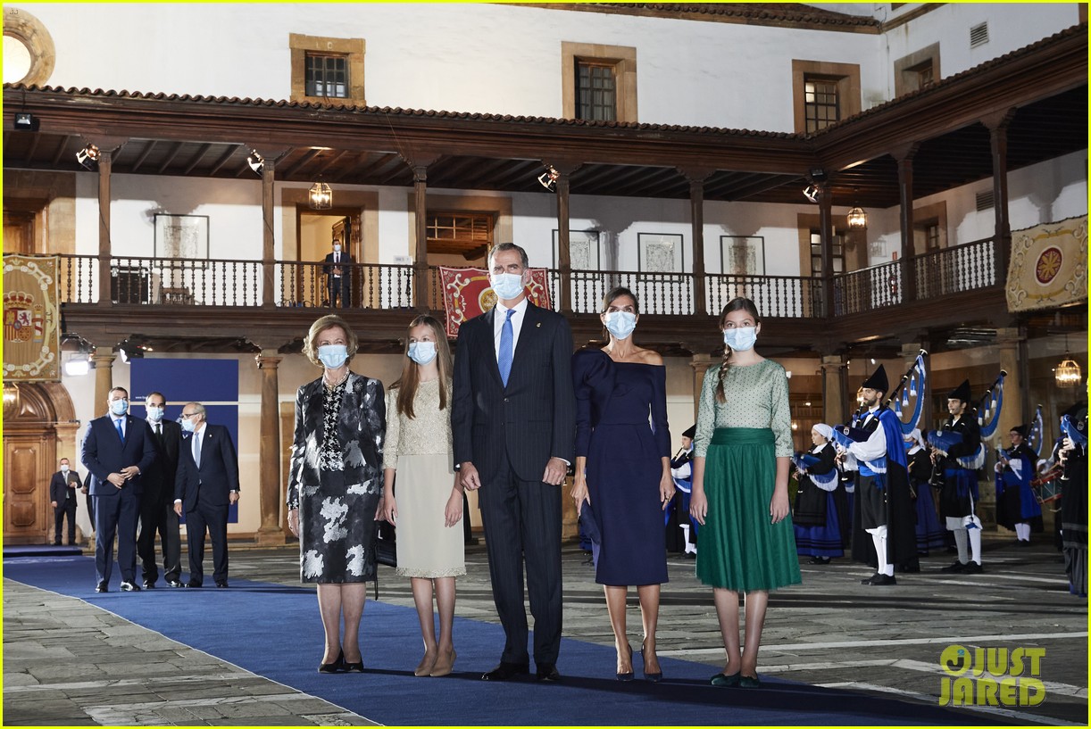 spanish royal family asturias awards appearance pics 06
