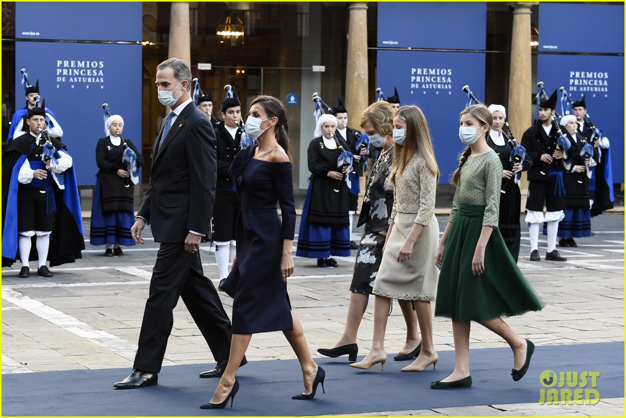 spanish royal family asturias awards appearance pics 28