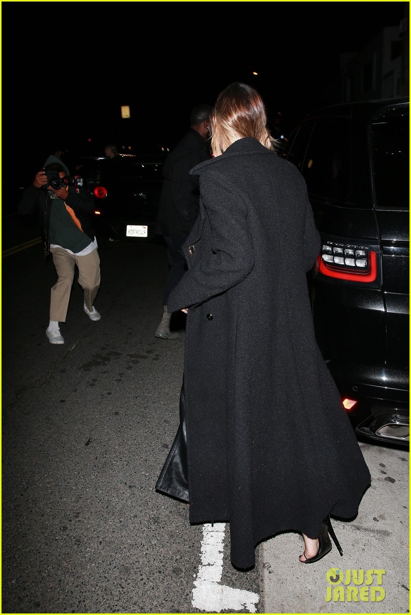 justin bieber hailey bieber out for dinner 19