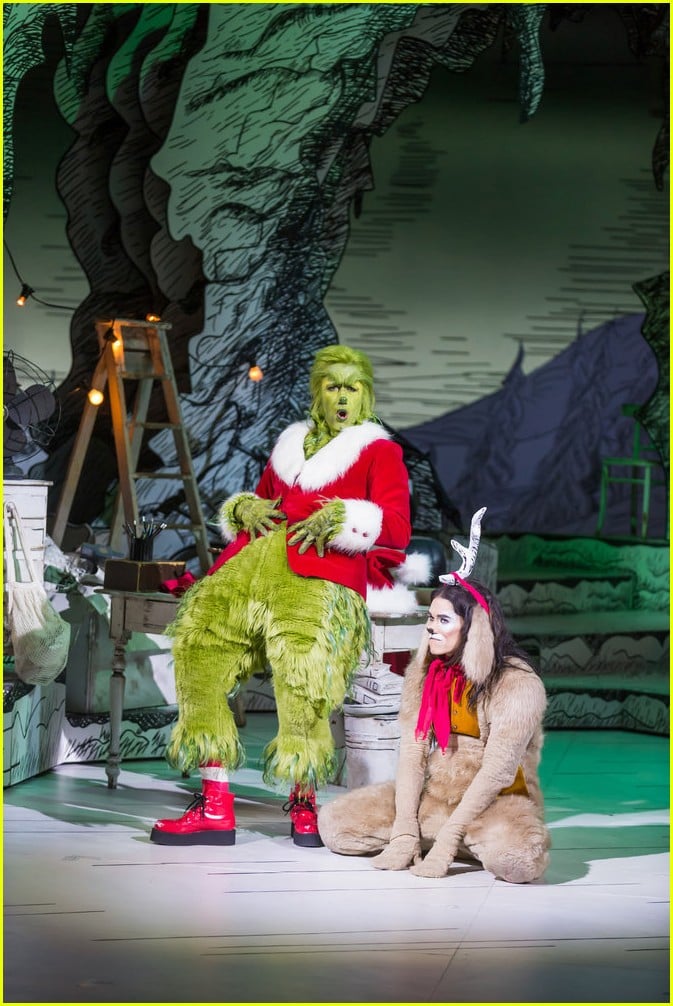 booboo stewart transforms into young max the dog from dr seuss the grinch 01