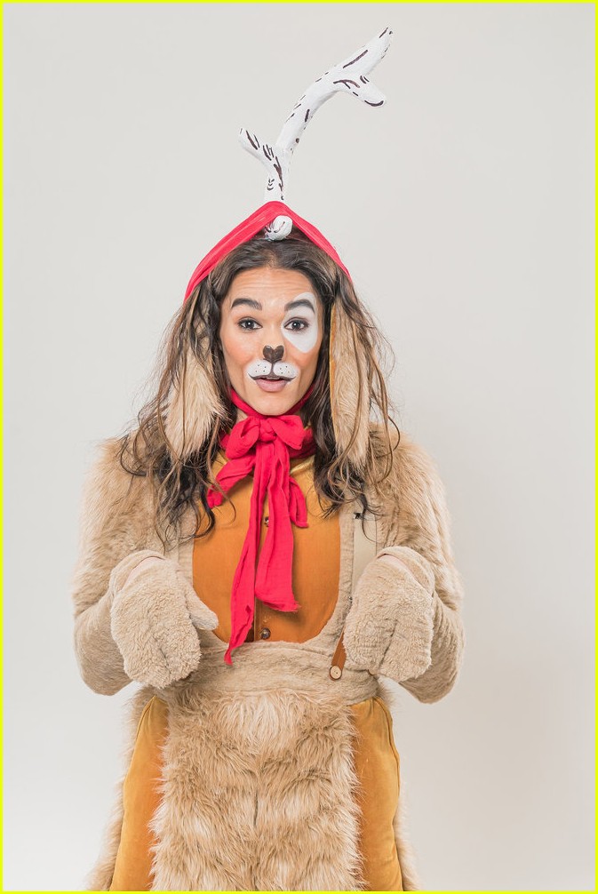 booboo stewart transforms into young max the dog from dr seuss the grinch 03