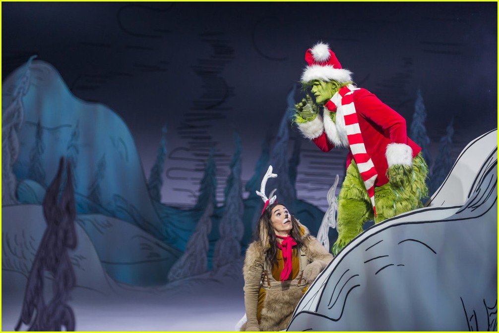 booboo stewart transforms into young max the dog from dr seuss the grinch 33
