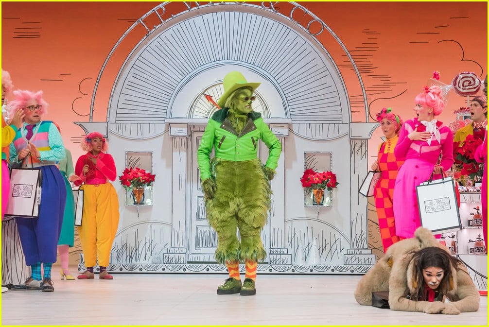 booboo stewart transforms into young max the dog from dr seuss the grinch 34