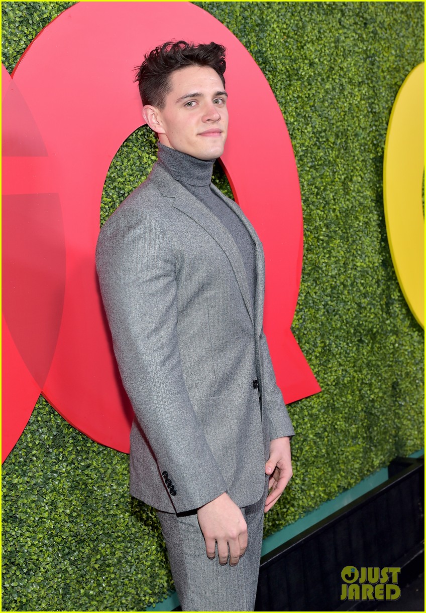 casey cott is engaged 04