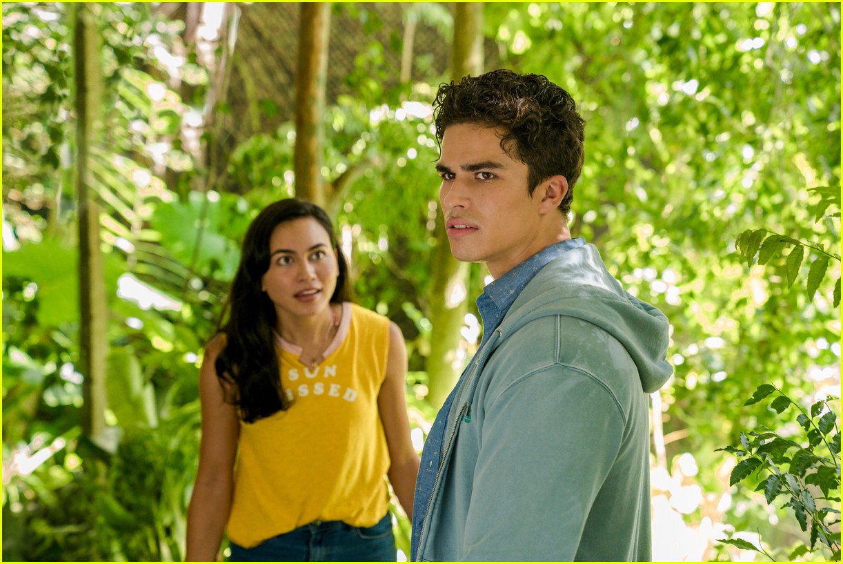 alex aiono stars in first look photos of new netflix movie finding ohana 05