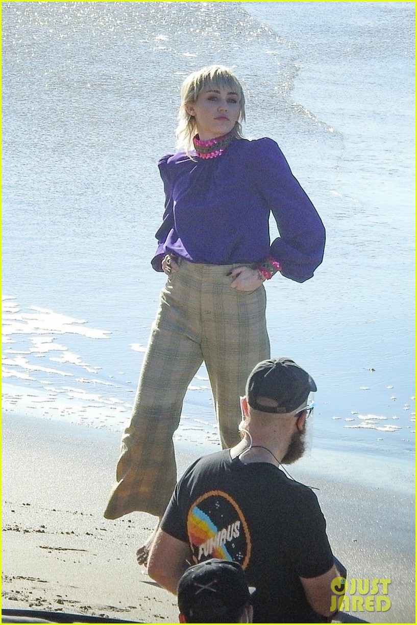miley cyrus filming new music video at beach 10