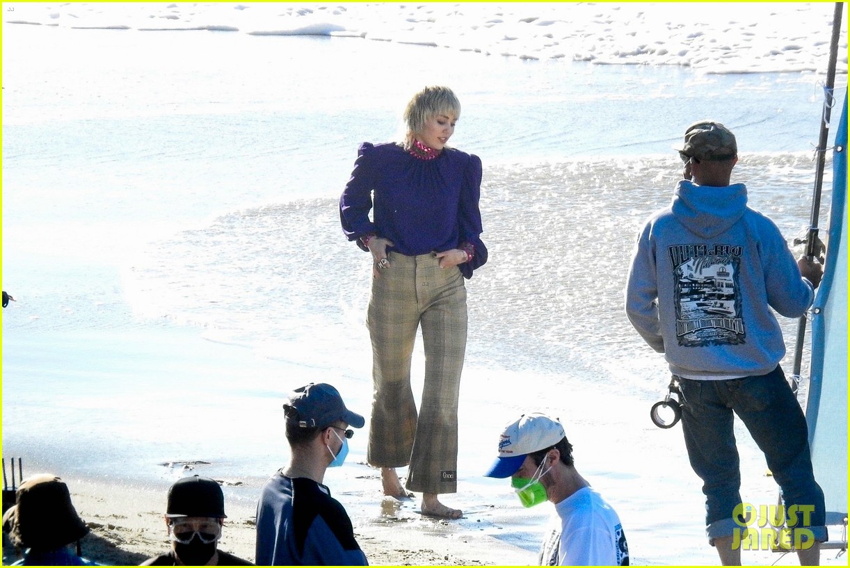 miley cyrus filming new music video at beach 19