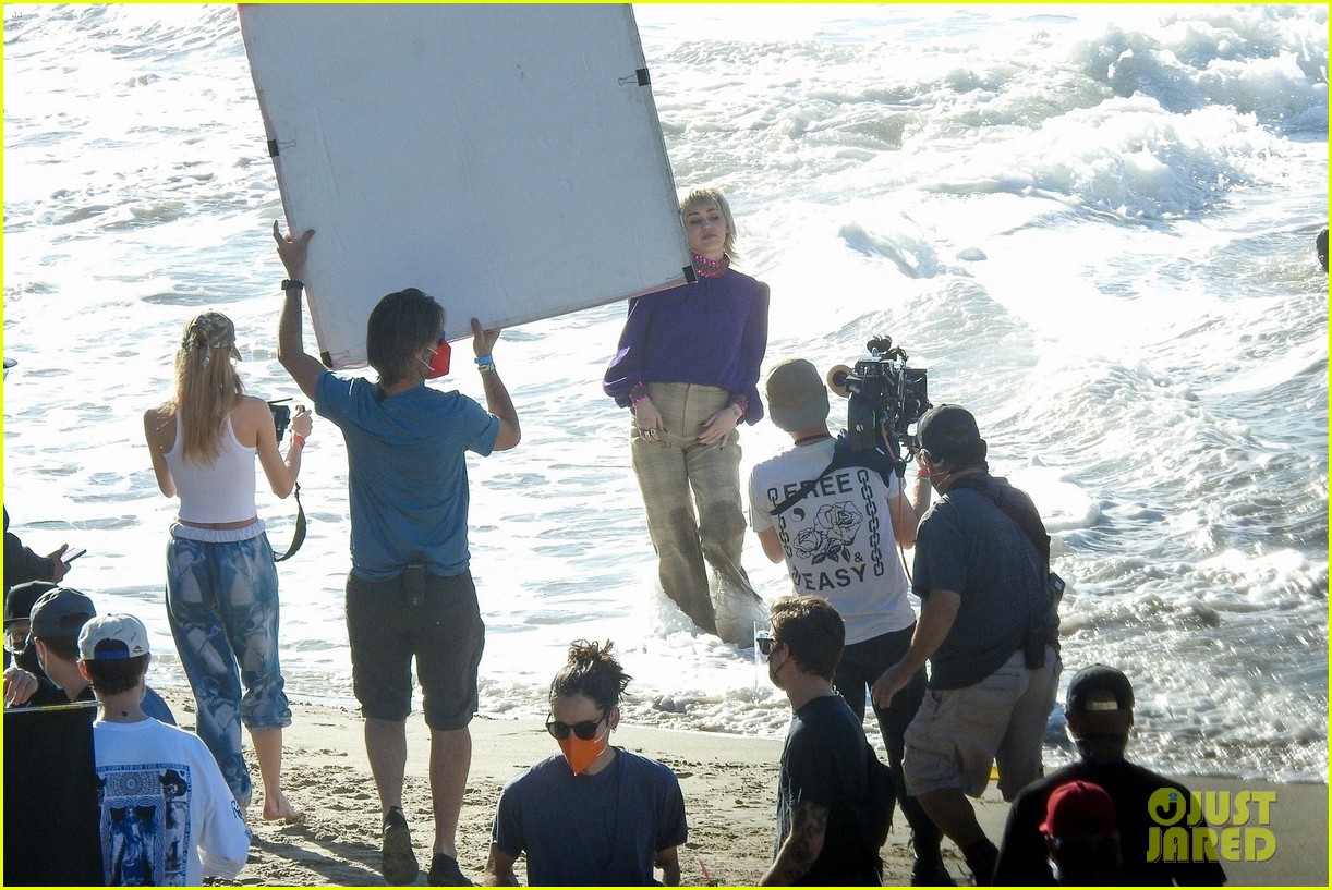 miley cyrus filming new music video at beach 31