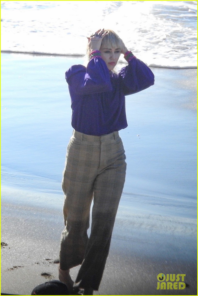 miley cyrus filming new music video at beach 40