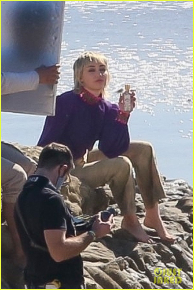 miley cyrus filming new music video at beach 52