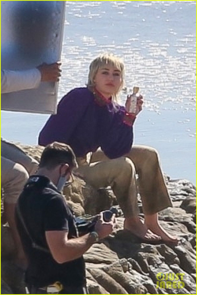 miley cyrus filming new music video at beach 64