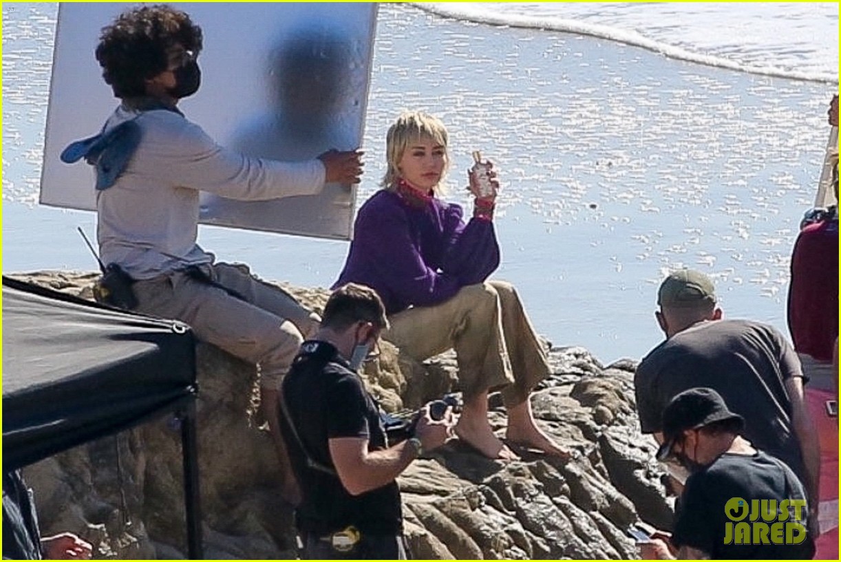 miley cyrus filming new music video at beach 92