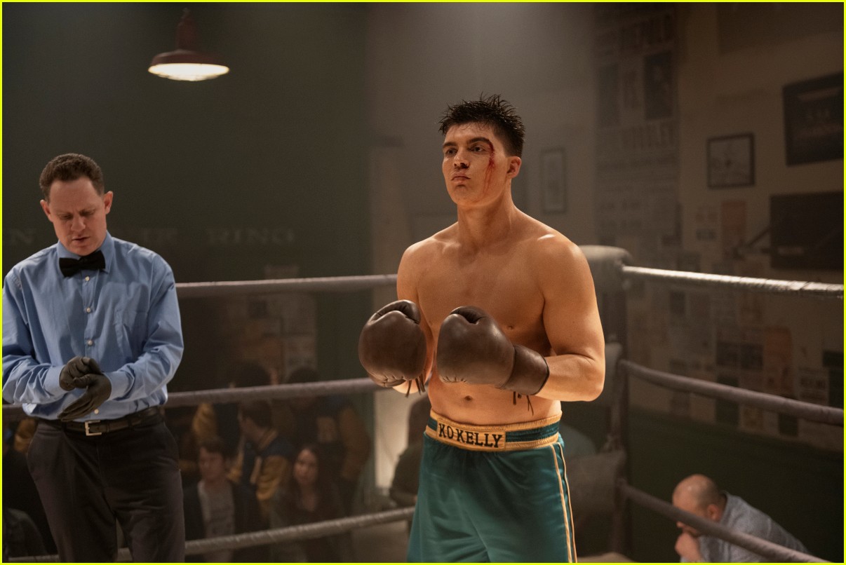 kj apa faces off with zane holtz in new shirtless riverdale stills 03