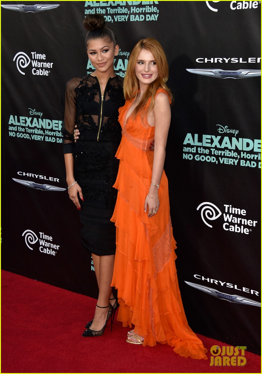 bella thorne says this made her and zendaya not be friends during first season of shake it up 03