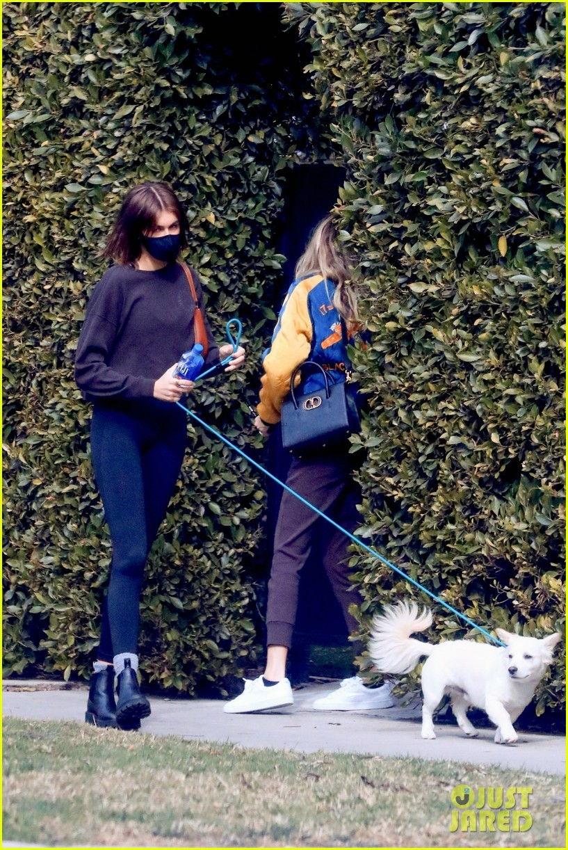 cara delevingne kaia gerber another pilates session 40