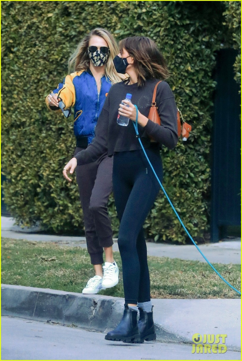 cara delevingne kaia gerber another pilates session 52