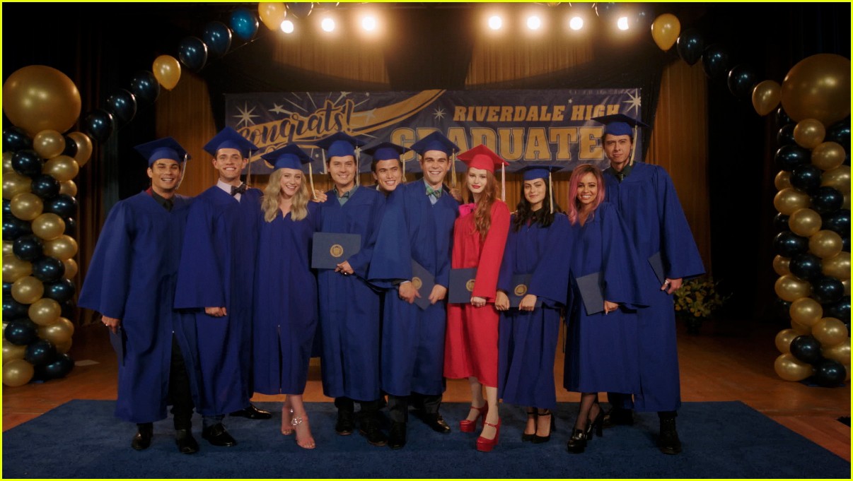 not everyone made it to riverdale graduation episode 07