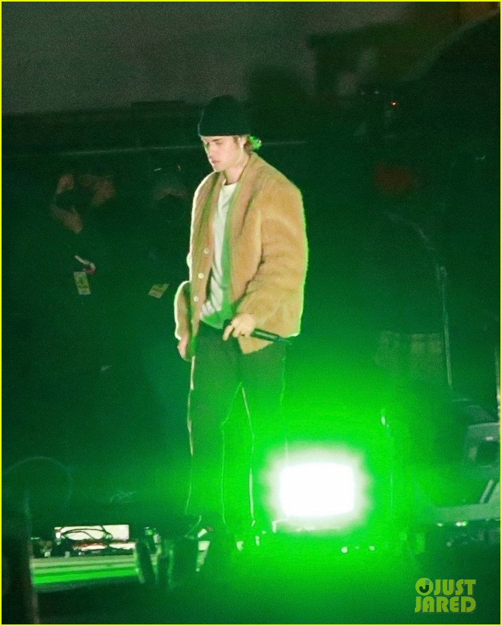 justin bieber seemingly pre tapes kids choice awards performance 17