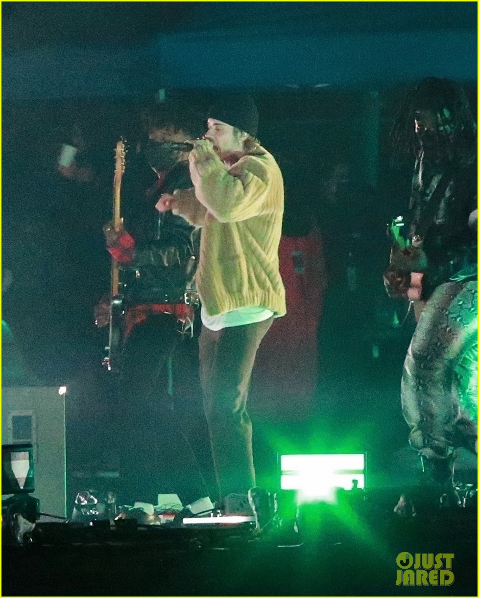 justin bieber seemingly pre tapes kids choice awards performance 23