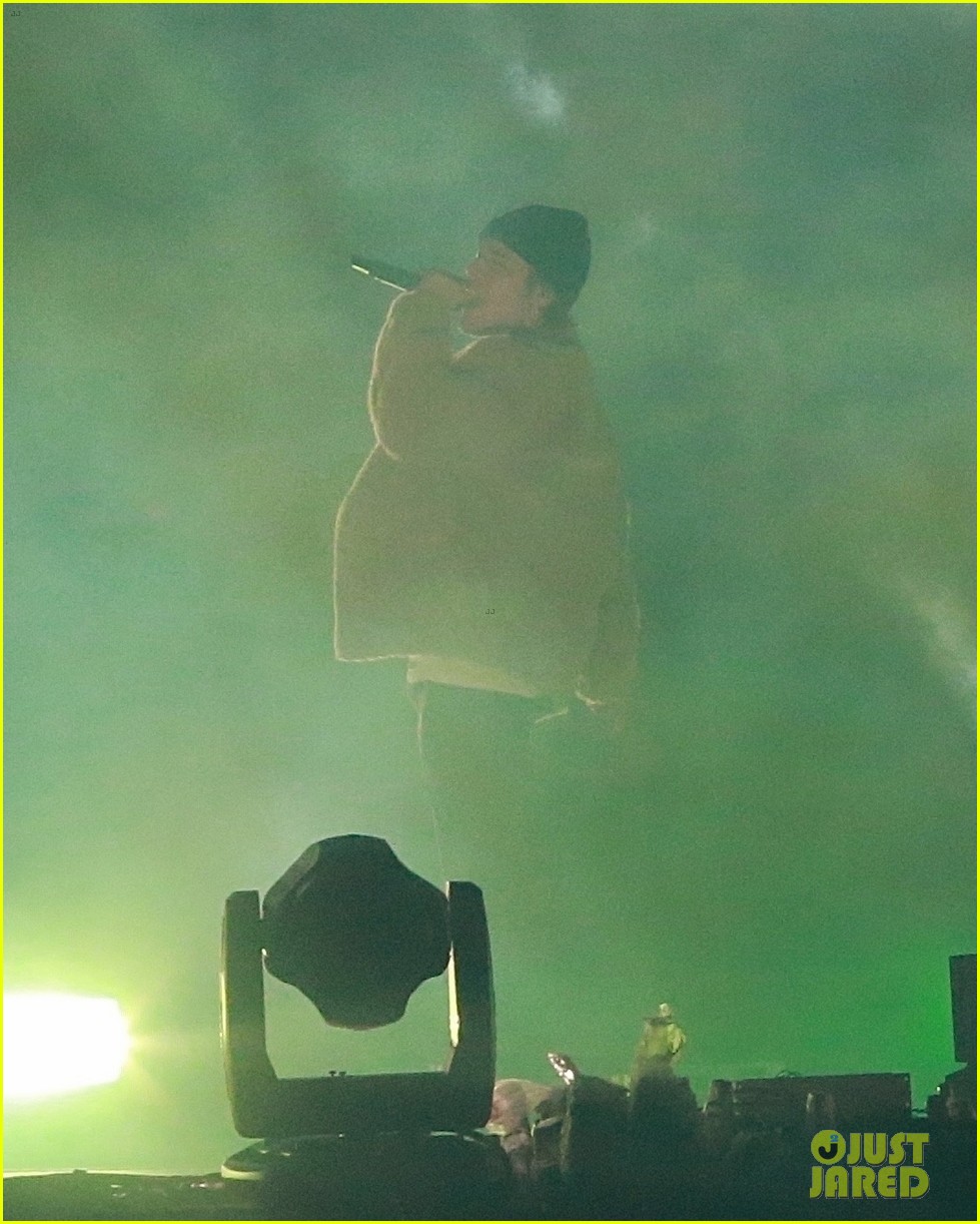 justin bieber seemingly pre tapes kids choice awards performance 32