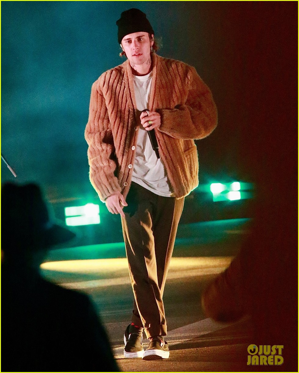 justin bieber seemingly pre tapes kids choice awards performance 49