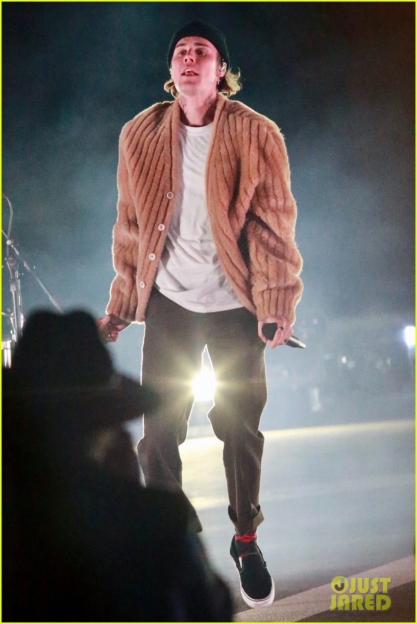 justin bieber seemingly pre tapes kids choice awards performance 72