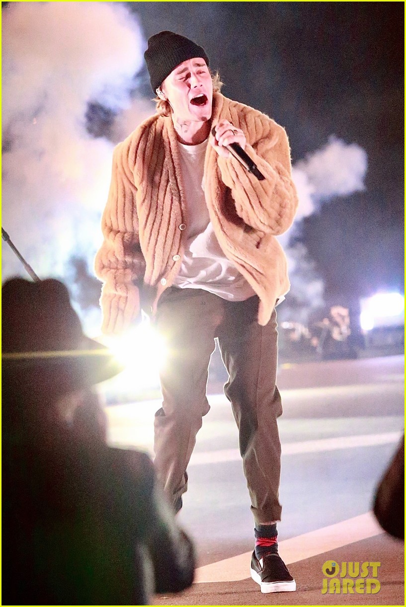 justin bieber seemingly pre tapes kids choice awards performance 76