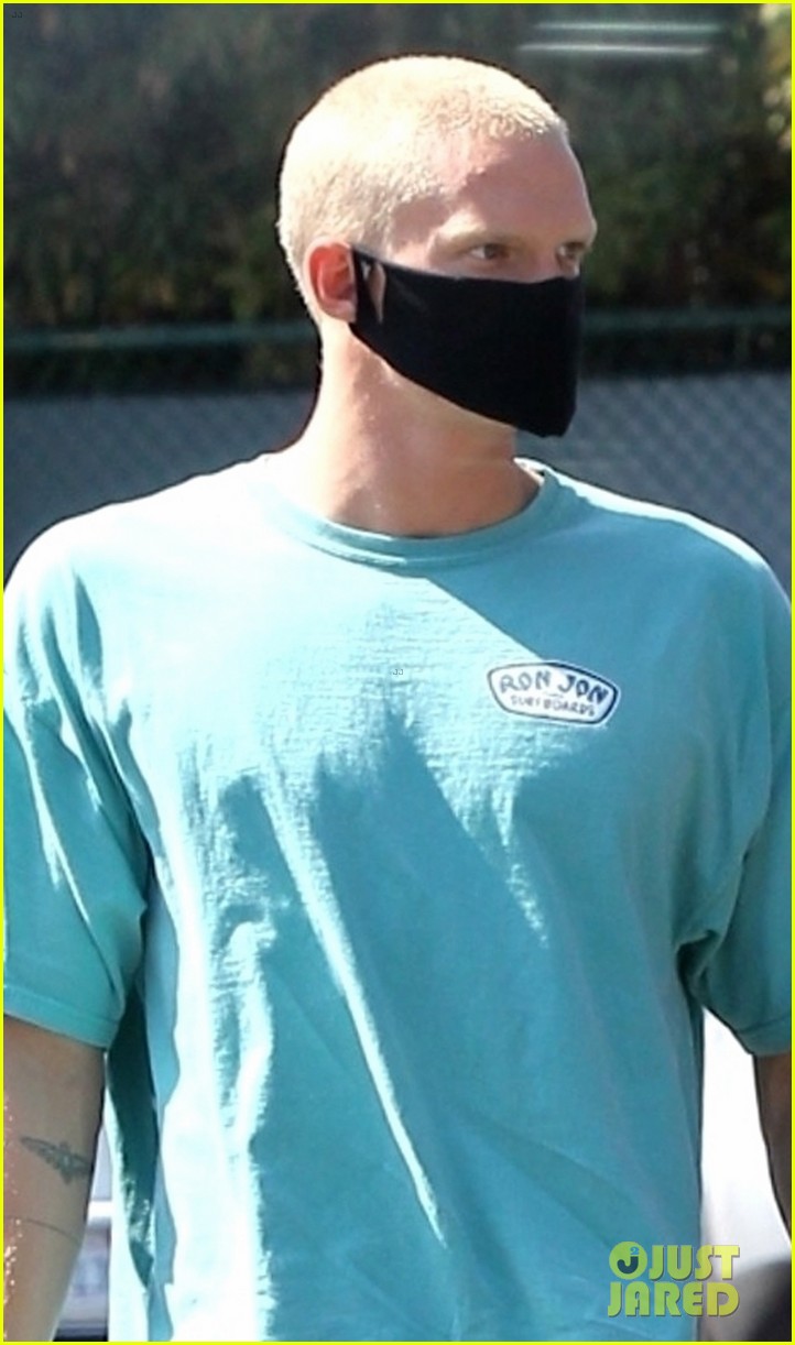 cody simpson marloes stevens step out for gym session together 02
