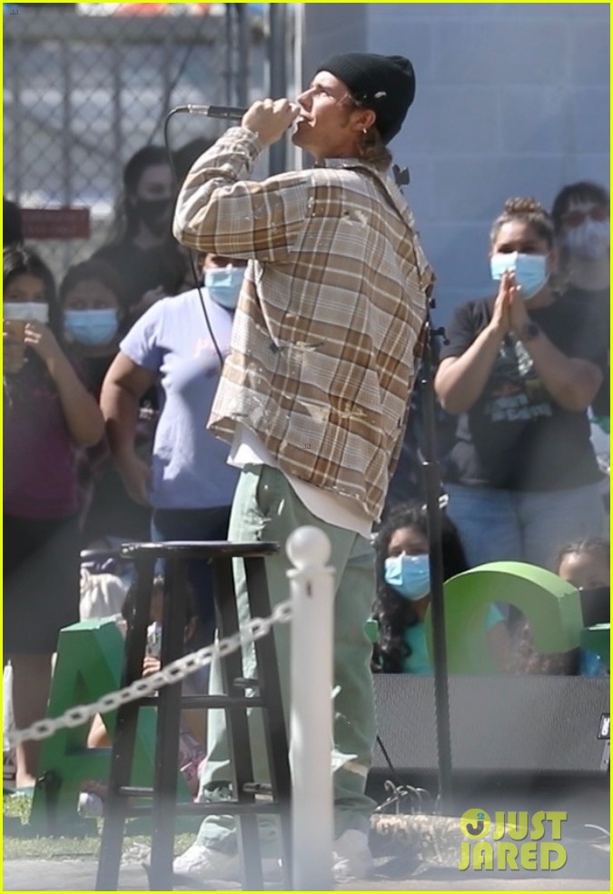 justin bieber performs at school after night out with hailey bieber 94