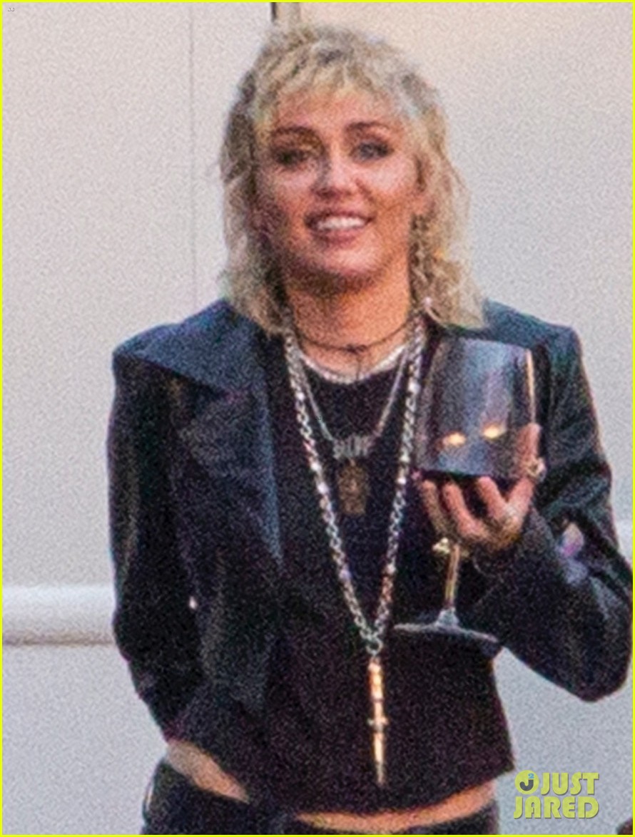 miley cyrus wraps photo shoot with glass of wine 04