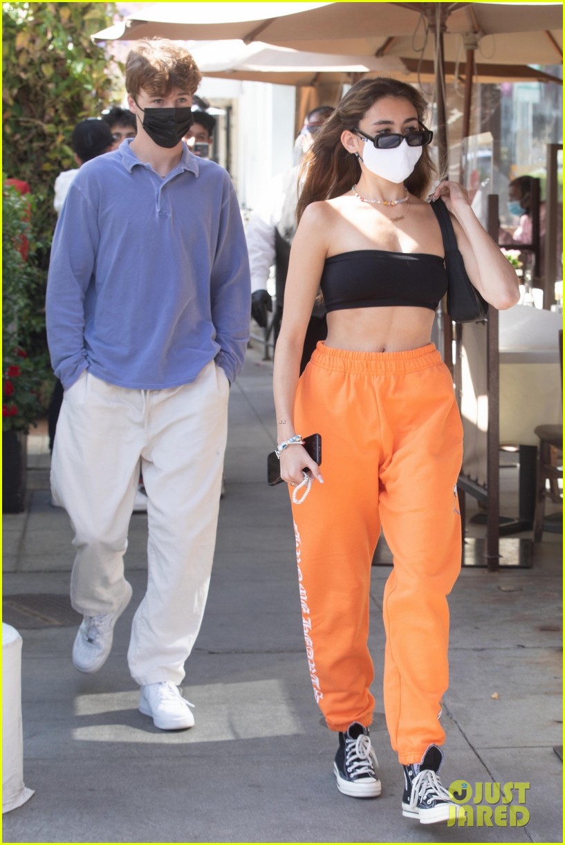 madison beer nick austin step out for lunch date new photos 01