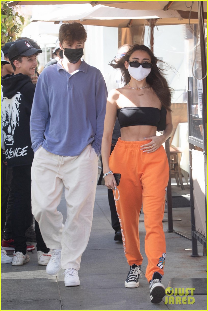 madison beer nick austin step out for lunch date new photos 03