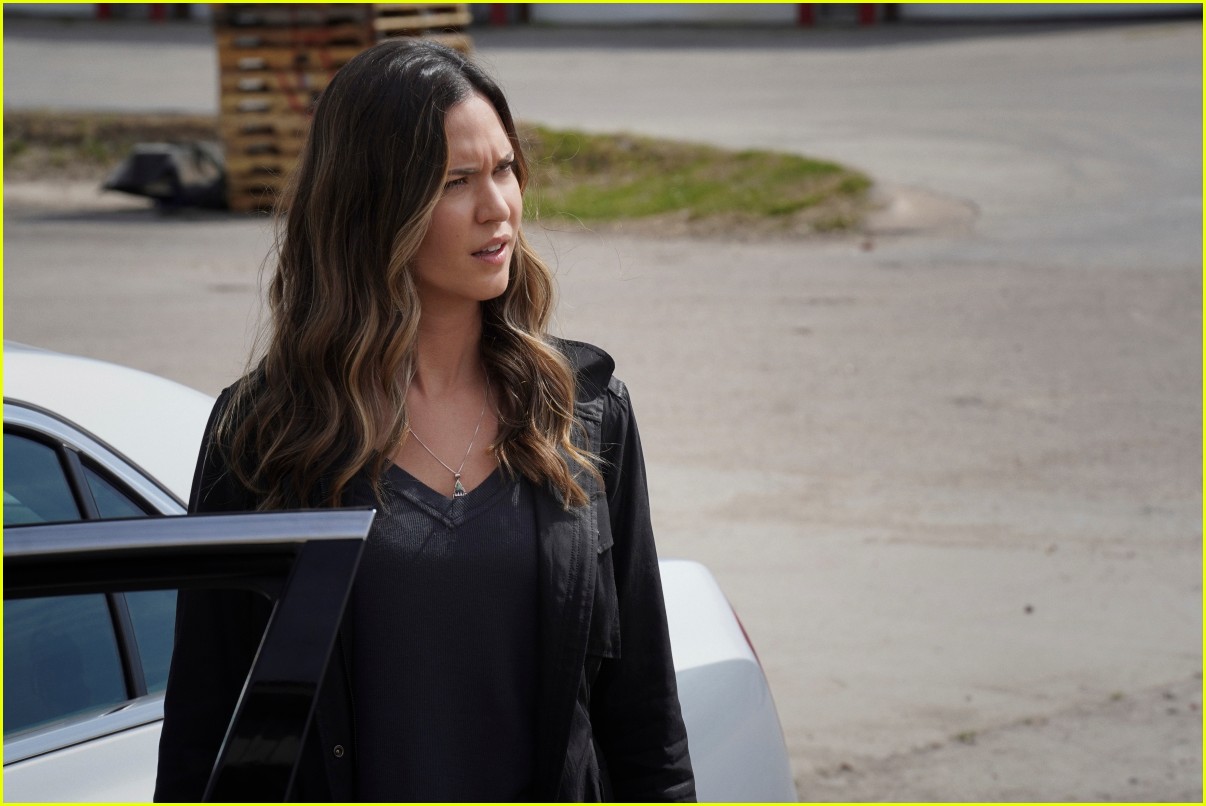odette annable promoted to series regular for walker season two 10
