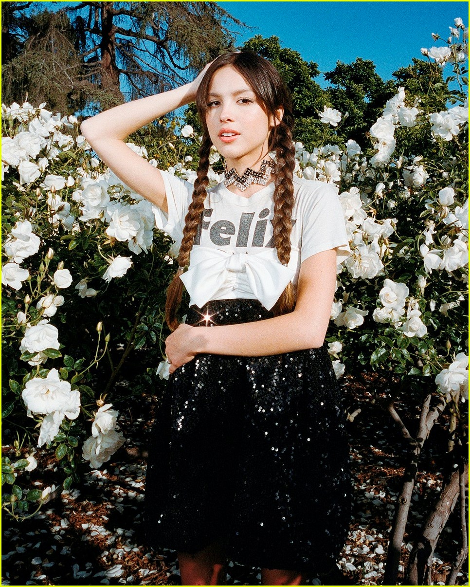 olivia rodrigo explains the meaning behind the title of her debut album sour 03