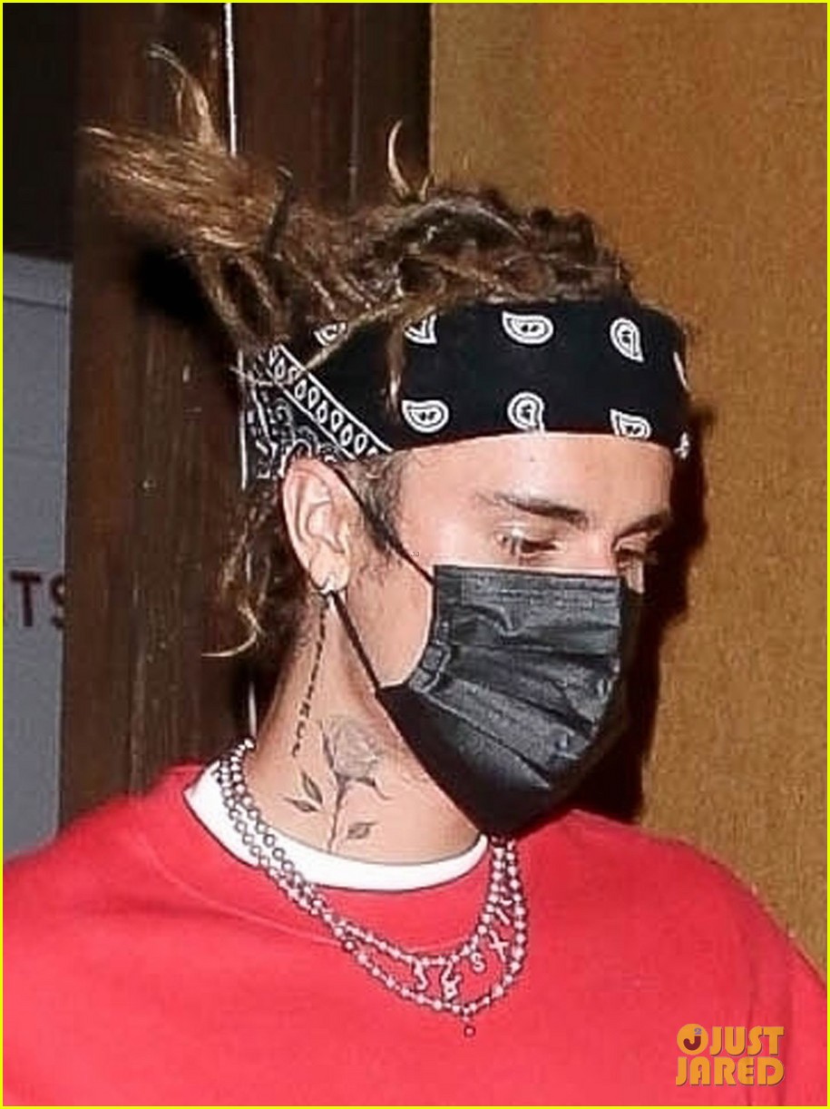 justin bieber new hairstyle at dinner with hailey bieber 02