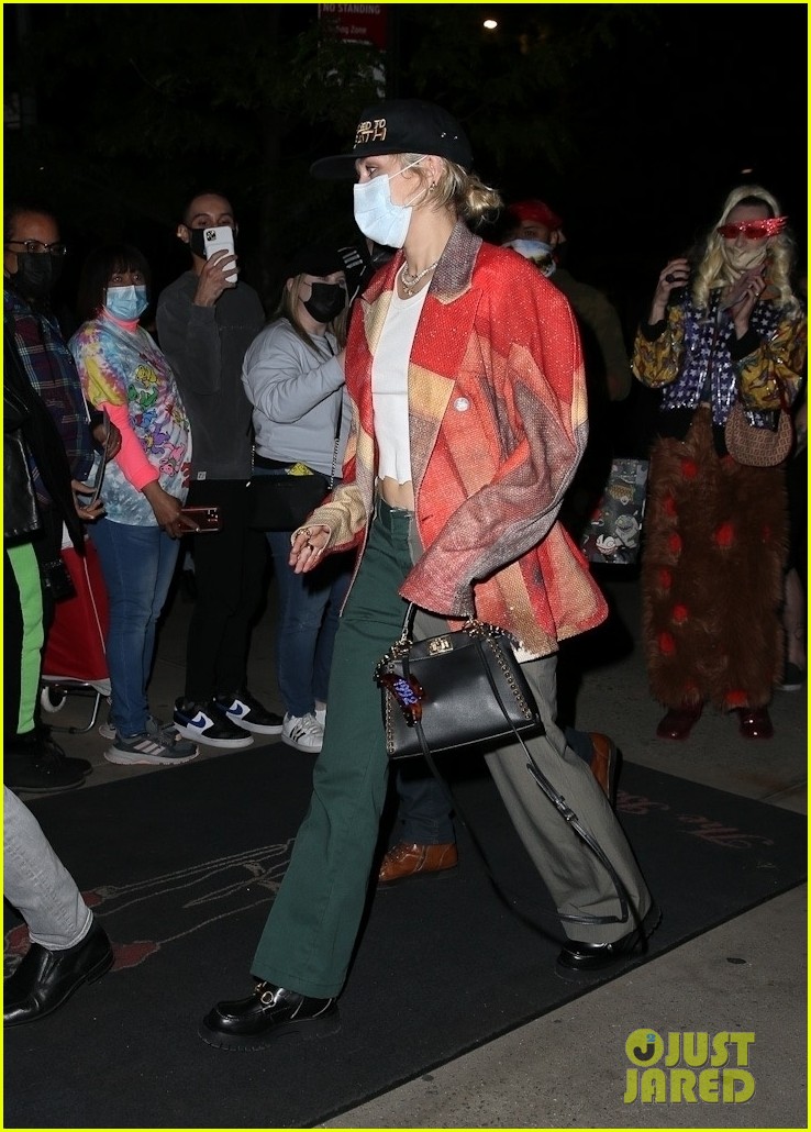 miley cyrus returns from snl rehearsals 02