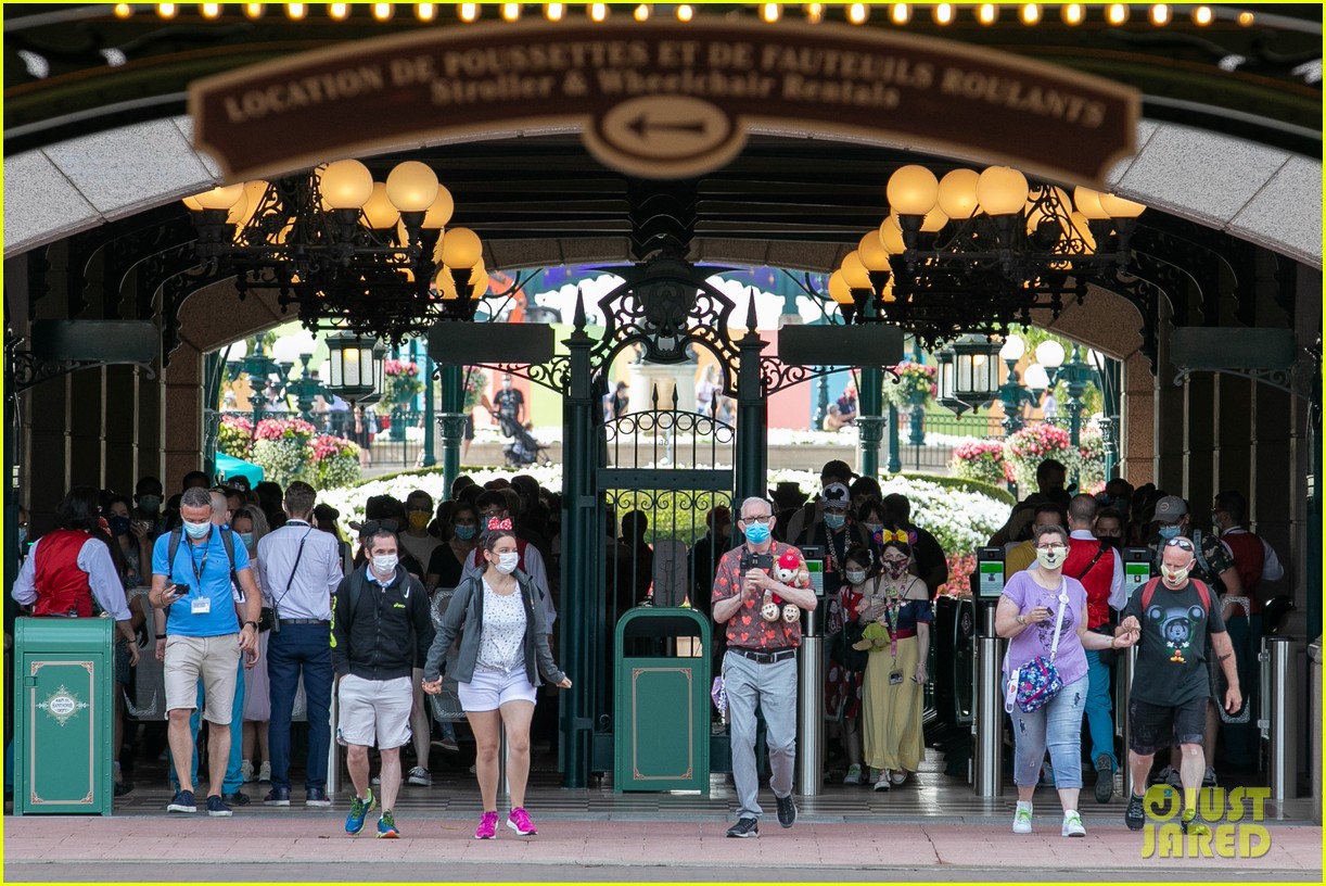 all disney theme parks are open for first time in over a year 05