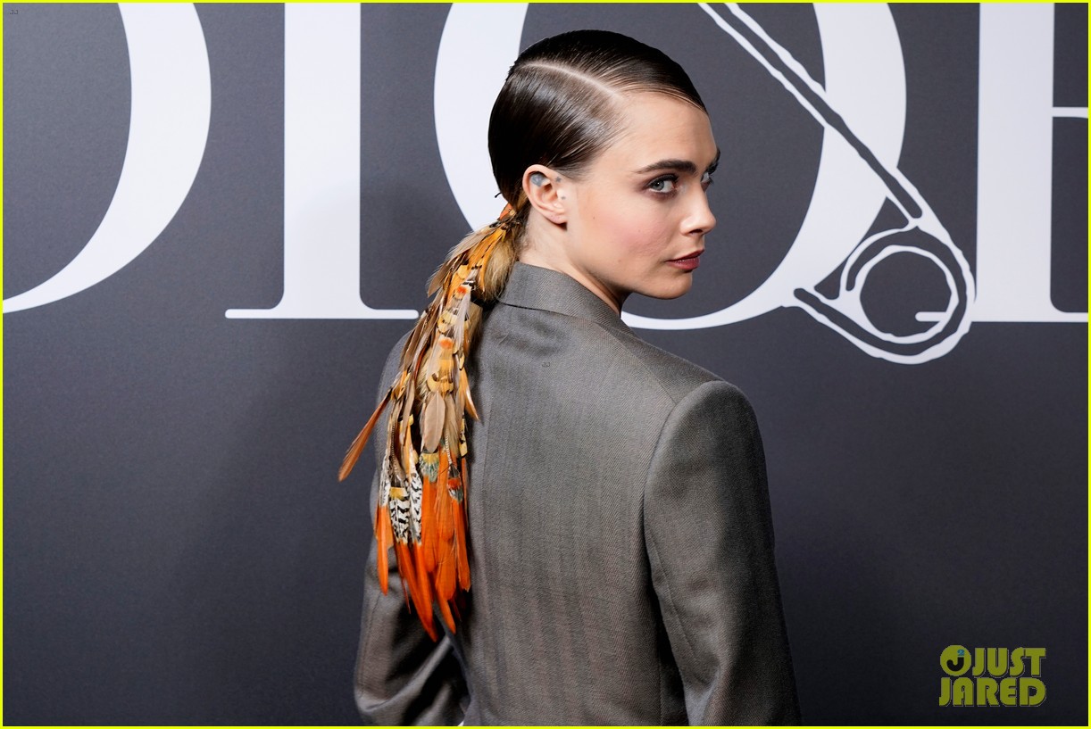 cara delevingne opens up about her identity and rumors about who shes dating 02