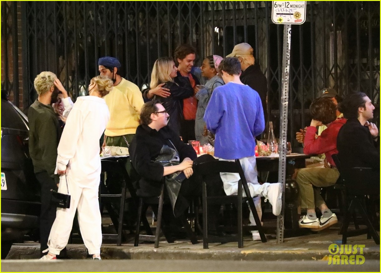 cole sprouse camila mendes stella maxwell hang out 04