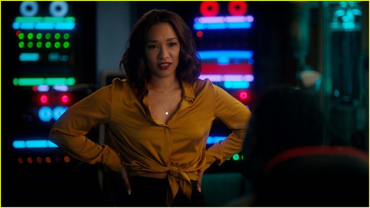 candice patton danielle panabaker jesse l martin confirmed for the flash season 8 02