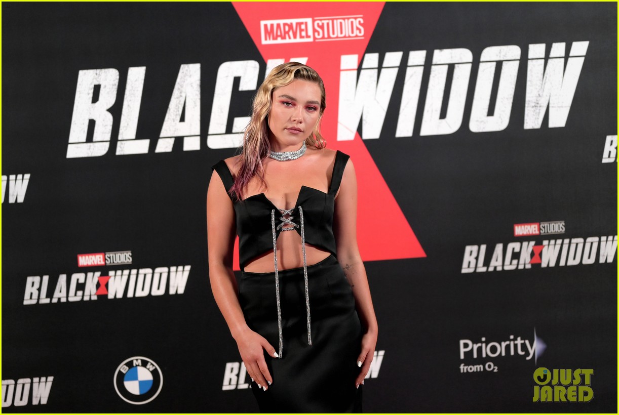florence pugh gets trolled by taskmaster at black widow london premiere 05